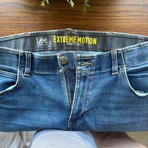 Stretchy, Slim Tapered LEE Jeans 36x32